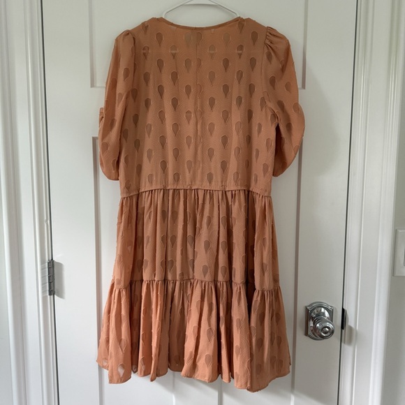 Flowy Dress - Picture 4 of 9